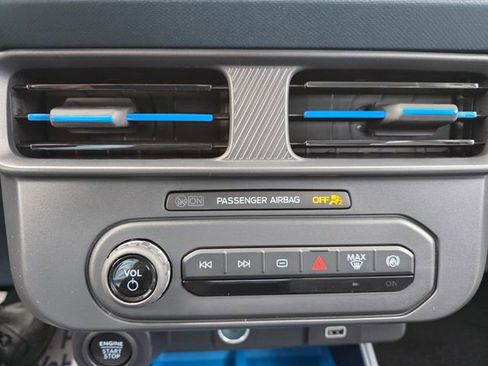 New 2026 Ford Maverick XLT image 17