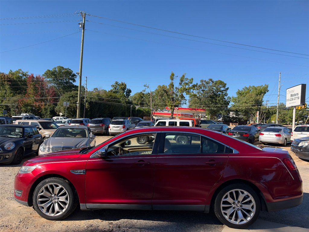 Used 2017 Ford Taurus Limited FWD image 2