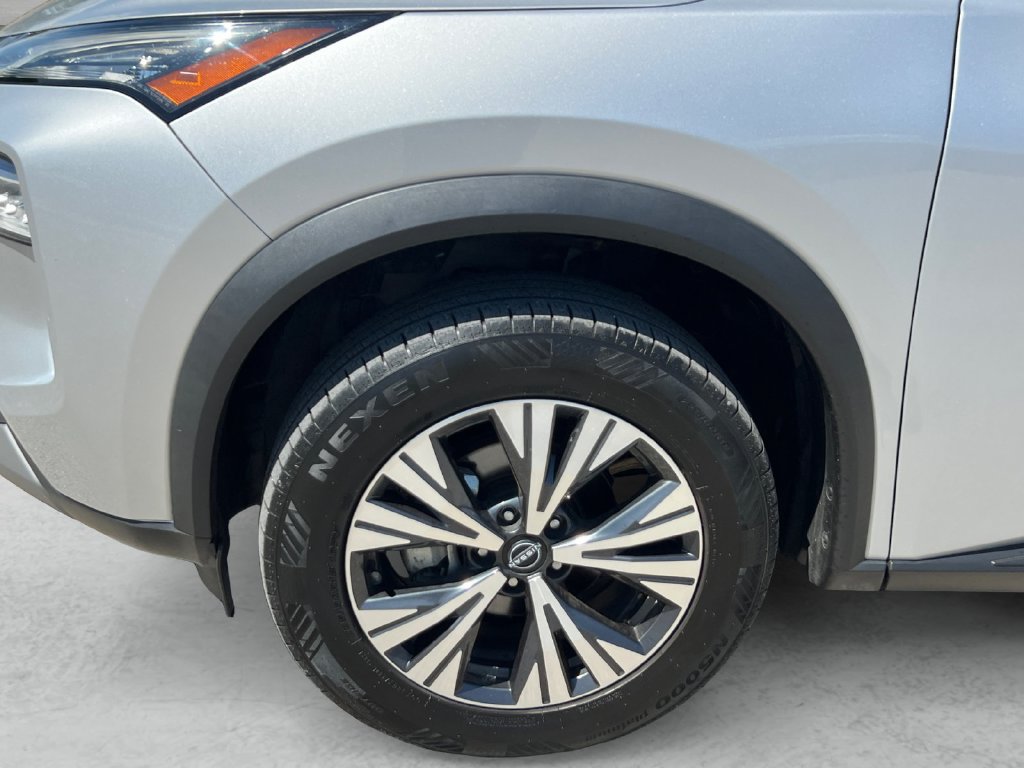 Used 2022 Nissan Rogue SV FWD image 23