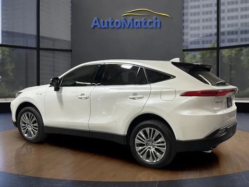 Used 2021 Toyota Venza Limited image 7