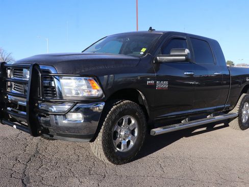 Used 2018 RAM 2500 Big Horn image 3