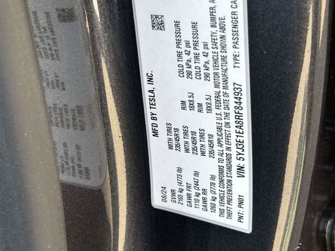 Used 2024 Tesla Model 3 Long Range RWD image 14