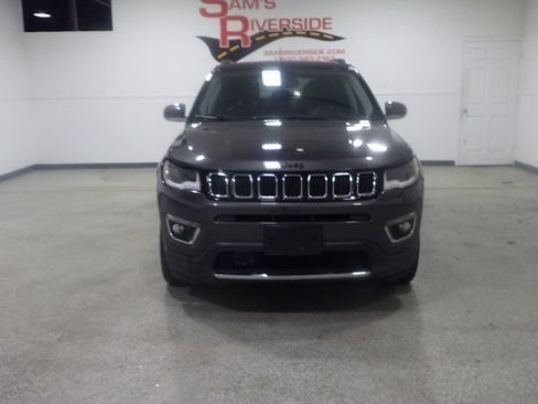 Used 2019 Jeep Compass Limited w/ Advanced Safety Group AWD/4WD image 6