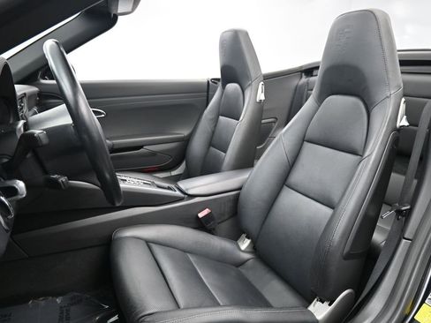 Used 2015 Porsche 911 Carrera S image 5