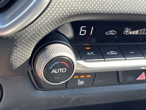 Certified 2025 MAZDA CX-50 AWD 2.5 S w/ Preferred Package image 32