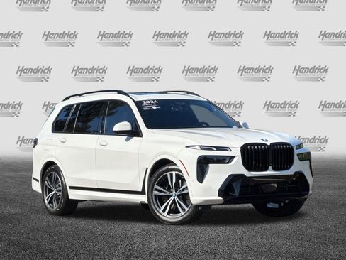Used 2024 BMW X7 xDrive40i w/ Executive Package AWD/4WD image 2