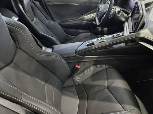 New 2027 Chevrolet Corvette Stingray Coupe w/ 1LT RWD image 17