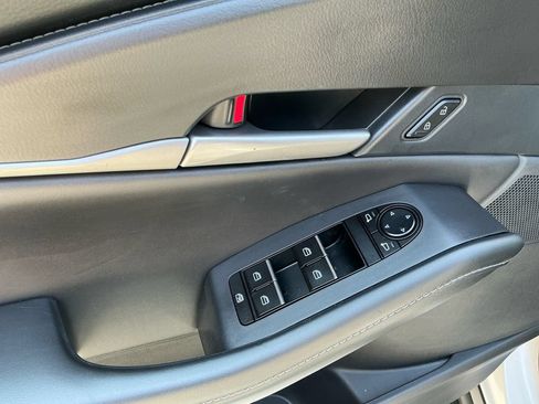 Used 2023 MAZDA CX-30 AWD 2.5 S w/ Select Package image 23