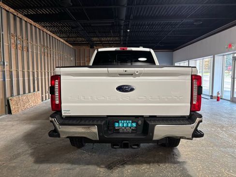 Used 2023 Ford F250 Lariat w/ Lariat Ultimate Package image 5