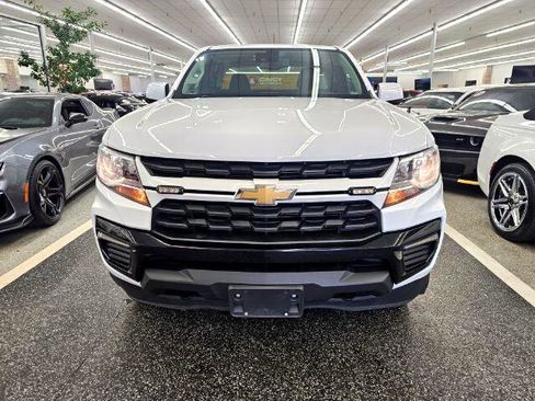 Used 2021 Chevrolet Colorado LT w/ Fleet Safety Package image 2