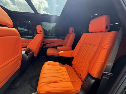 Used 2025 Cadillac Escalade Sport w/ Touring Package AWD/4WD image 9