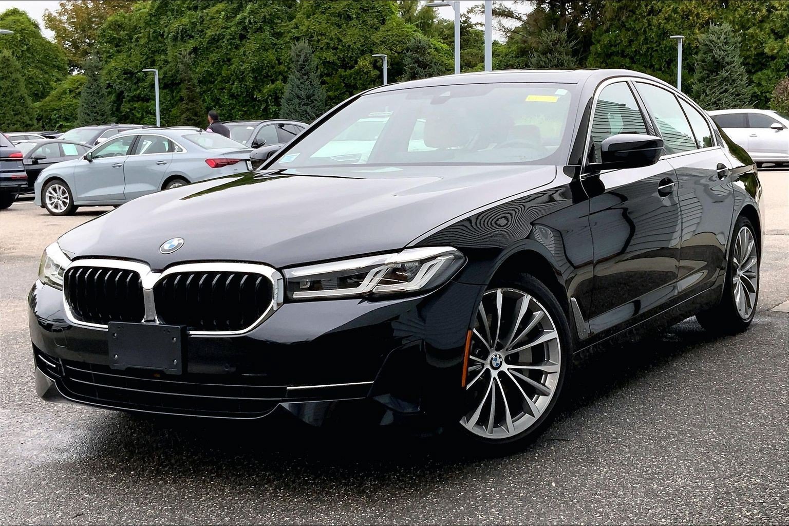 Used 2023 BMW 530i xDrive w/ Convenience Package AWD/4WD image 1
