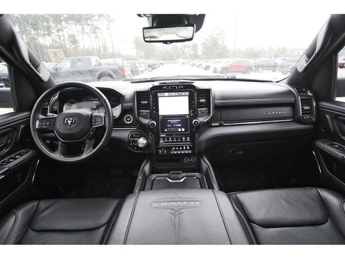 Used 2024 RAM 1500 Limited image 12