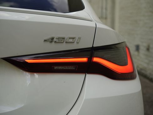 Used 2022 BMW 430i Gran Coupe w/ M Sport Package RWD image 11