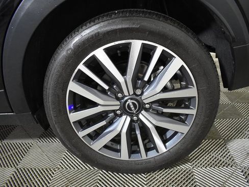 Certified 2024 Nissan Kicks SR w/ SR Premium Package image 39