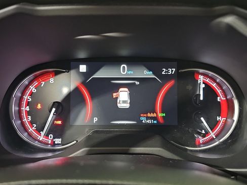 Used 2025 Toyota RAV4 XLE AWD/4WD image 21