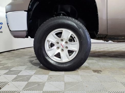 Used 2007 GMC Sierra 1500 SLE w/ SLE1 Preferred Package AWD/4WD image 8