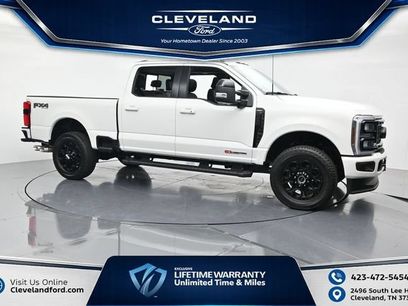 New 2026 Ford F250 Lariat w/ Black Appearance Package