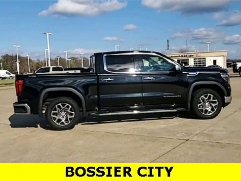 Certified 2022 GMC Sierra 1500 SLT image 9