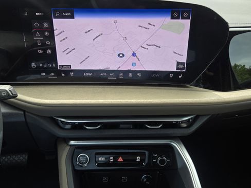 New 2025 Audi Q5 Premium AWD/4WD image 23