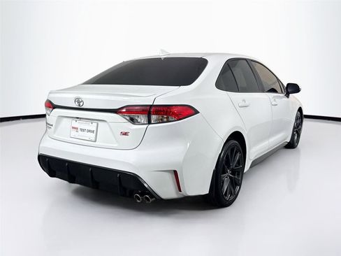 Certified 2025 Toyota Corolla SE image 6