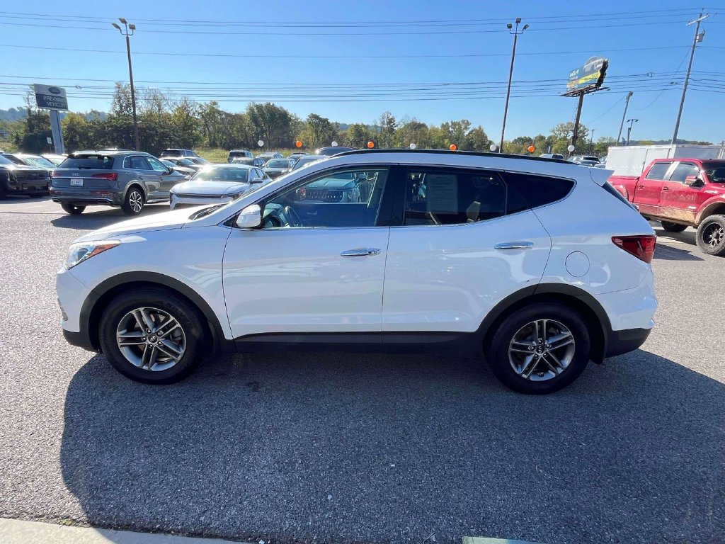 Used 2018 Hyundai Santa Fe Sport w/ 2.4L Tech Package 04 AWD/4WD image 32