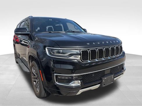 Used 2024 Jeep Wagoneer L Series II w/ Flexible Seating Group image 5