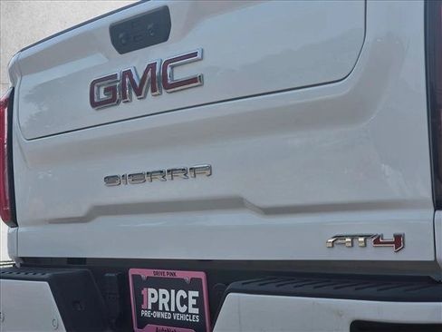 Used 2023 GMC Sierra 2500 AT4 w/ AT4 Premium Plus Package AWD/4WD image 14