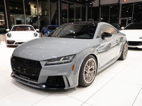 Used 2018 Audi TT RS w/ Technology Package image 33