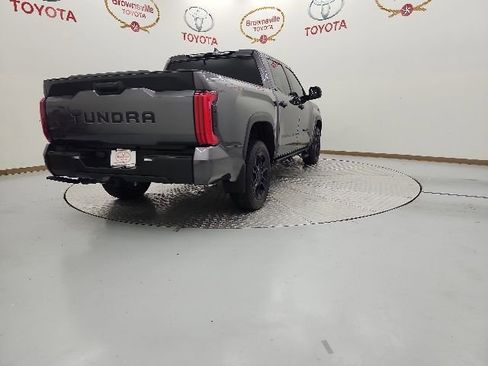 Used 2025 Toyota Tundra SR5 AWD/4WD image 8