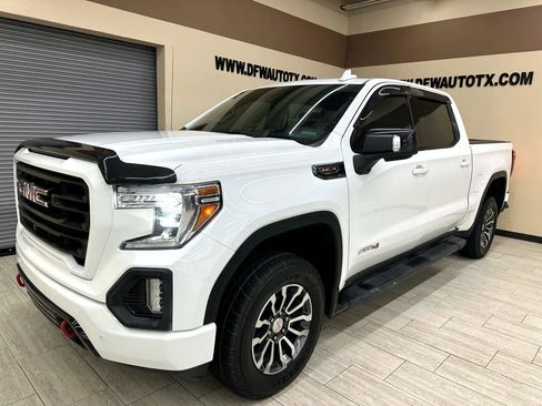 Used 2019 GMC Sierra 1500 AT4 w/ AT4 Premium Package image 2