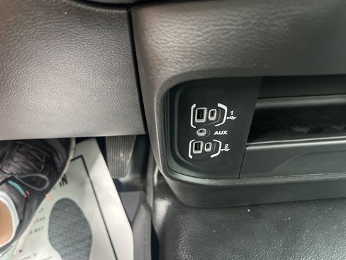 Used 2025 RAM 3500 Tradesman image 17