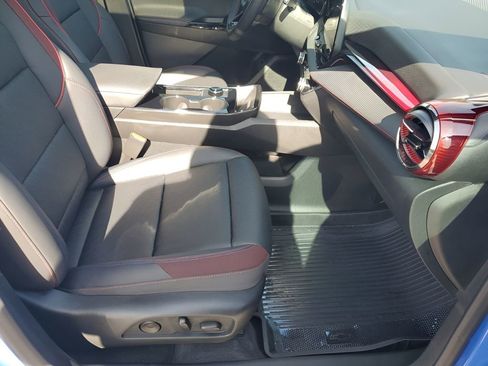 Used 2025 Chevrolet Equinox RS w/ Safety and Technology Package image 16