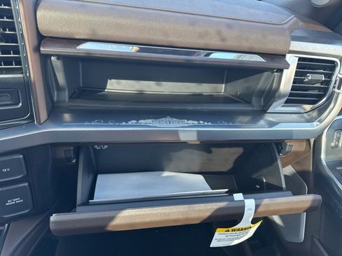 New 2025 Ford F250 King Ranch w/ Chrome Package image 43