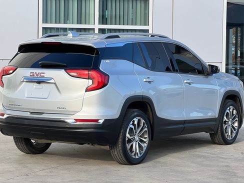 Used 2021 GMC Terrain SLT image 4