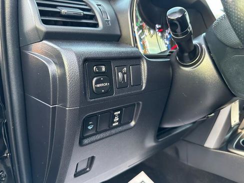 Used 2015 Toyota 4Runner SR5 AWD/4WD image 20