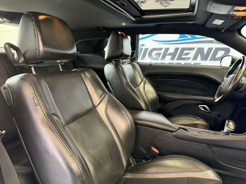 Used 2018 Dodge Challenger GT image 19