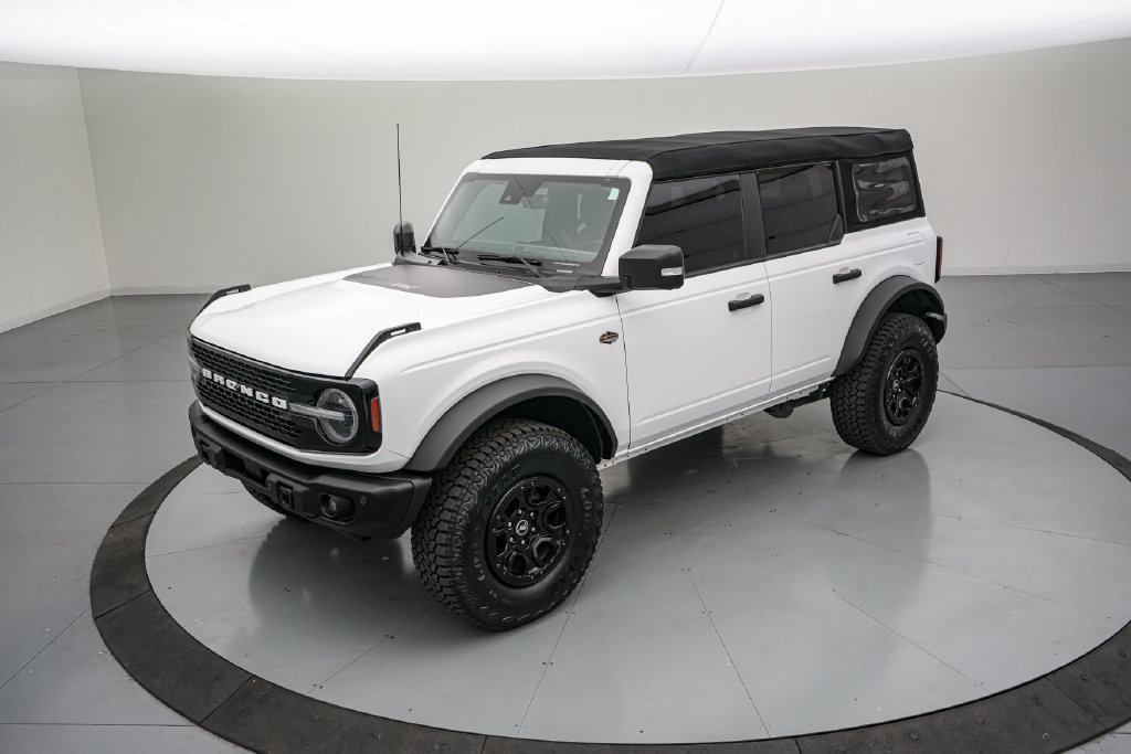 Certified 2023 Ford Bronco Wildtrak AWD/4WD image 8
