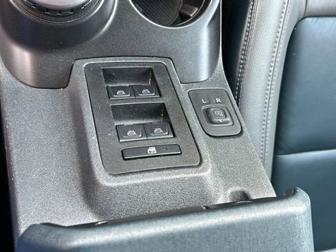 Certified 2021 Ford Bronco First Edition image 24