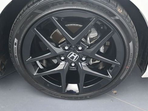 Used 2025 Honda Civic Sport image 33