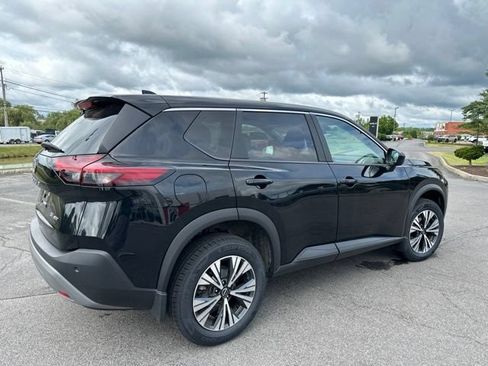 Certified 2023 Nissan Rogue SV AWD/4WD image 5