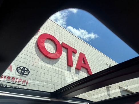 New 2026 Toyota Camry XSE FWD image 18