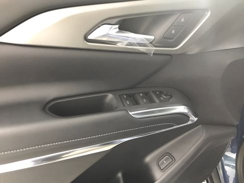 New 2026 Chevrolet Traverse LT w/ Driver Confidence Package image 10