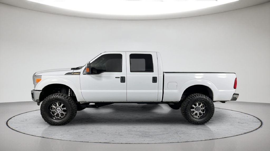 Used 2016 Ford F250 XLT w/ XLT Premium Package AWD/4WD image 12