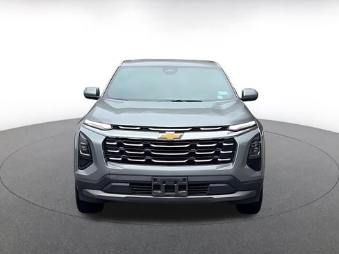 Used 2025 Chevrolet Equinox LT FWD image 4