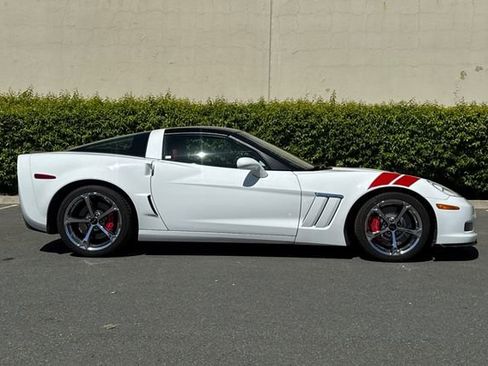 Used 2012 Chevrolet Corvette Grand Sport w/ 3LT Preferred Equipment Group image 3