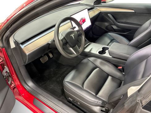 Certified 2023 Tesla Model 3 Standard Range RWD image 9