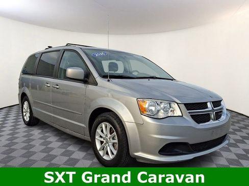 Used 2016 Dodge Grand Caravan SXT image 1