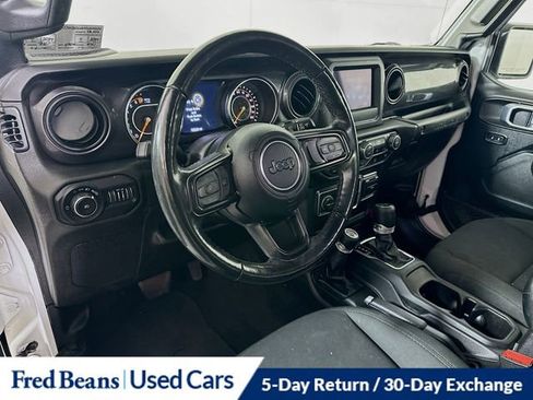 Used 2021 Jeep Wrangler Unlimited Sport AWD/4WD image 11