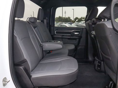 Used 2024 RAM 2500 Big Horn image 27